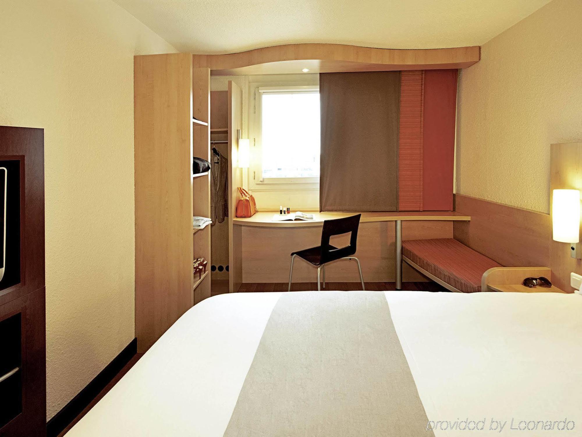 Ibis Tlemcen Hotell Exteriör bild